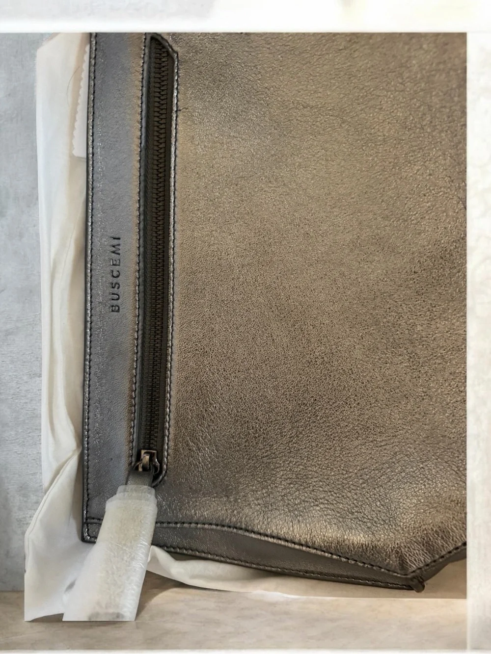 Buscemi “Pouch Woman” in Silver Leather